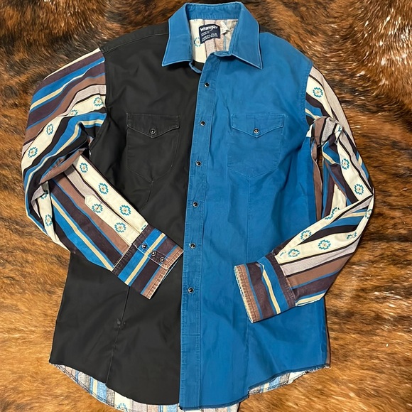 Wrangler Other - Men’s Vintage two- toned Wrangler pearl snap. Zach Bryan vibes 💙🖤
